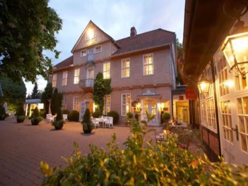 Althoff Hotel Fuerstenhof Celle Exteriér fotografie The main building of the hotel
