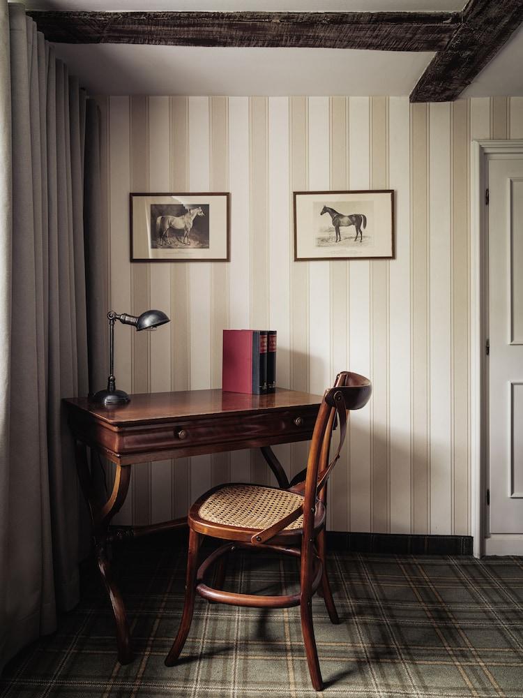 Althoff Hotel Fuerstenhof Celle Exteriér fotografie A room at the hotel