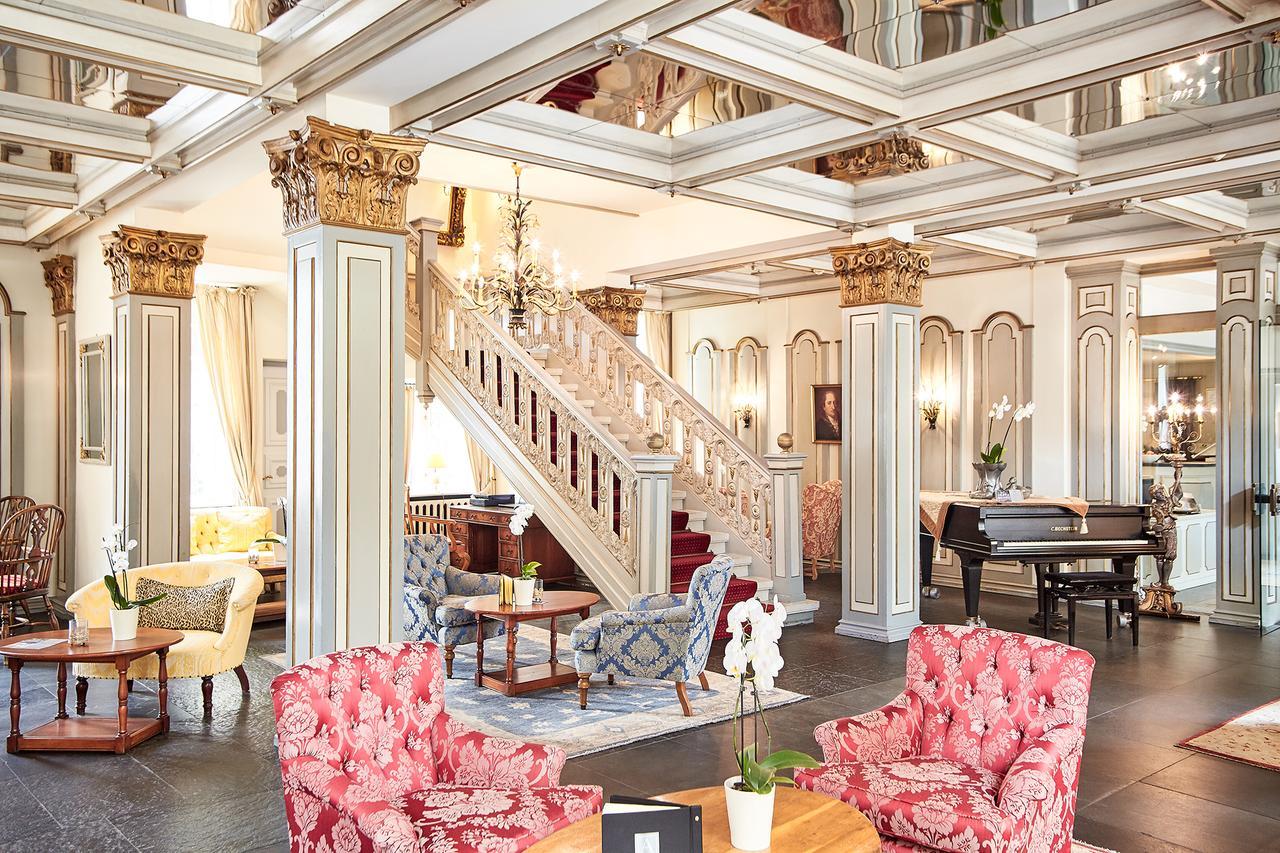 Althoff Hotel Fuerstenhof Celle Exteriér fotografie The lobby of the Hotel de la Paix
